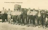  1914-1918 Prisonniers francais a Konigsbruck French prisoners with Konigsbruck.jpg 